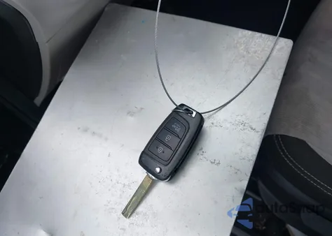 2022 Hyundai Venue Sel from USA, damaged, VIN KMHRC8A34NU183372